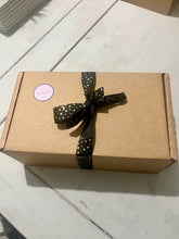 Load image into Gallery viewer, Manifest With The Moon