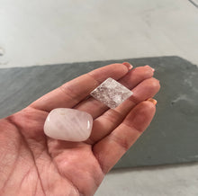 Load image into Gallery viewer, Rose Quartz Tumble &amp; Clear Quartz Cube
