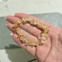 Load image into Gallery viewer, Crystal Chip Bracelets
