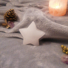 Load image into Gallery viewer, Mangano Calcite Chunky Polished Star
