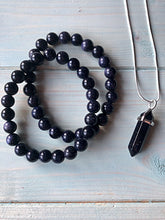 Load image into Gallery viewer, Chunky Blue Goldstone Bead Bracelet
