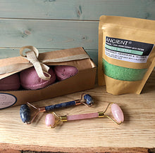 Load image into Gallery viewer, Aromatherapy Bath Potion Stress Buster
